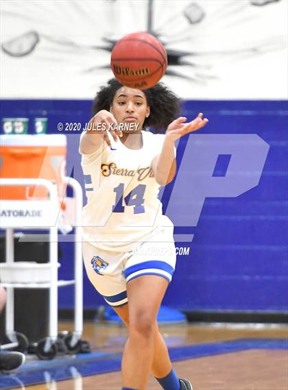 Thumbnail 3 in Sierra Vista vs Desert Oasis photogallery.
