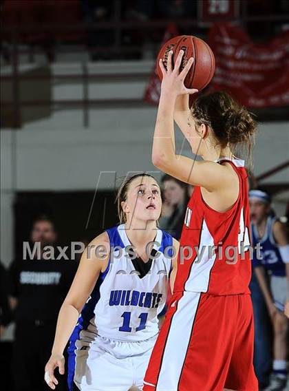 Thumbnail 2 in Holton vs. McPherson (KSHSAA 4A Final) photogallery.