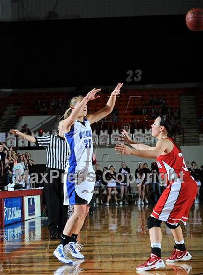 Thumbnail 3 in Holton vs. McPherson (KSHSAA 4A Final) photogallery.