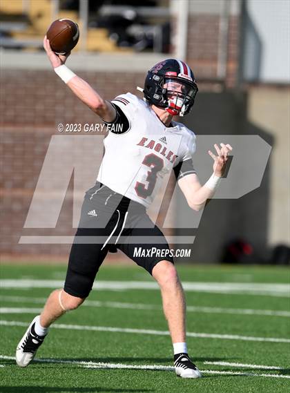 Thumbnail 3 in Tyner Academy vs Signal Mountain (Blue Cross Blue Shield Jamboree) photogallery.