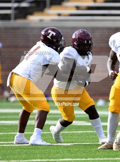 Thumbnail 3 in Tyner Academy vs Signal Mountain (Blue Cross Blue Shield Jamboree) photogallery.