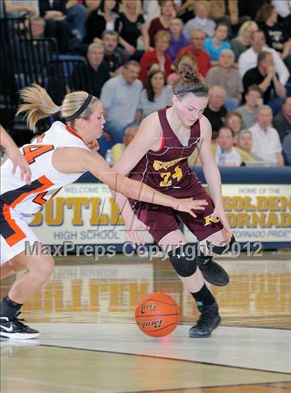 Thumbnail 1 in  Kennedy Catholic vs Clarion Area (PIAA Class A Second Round) photogallery.