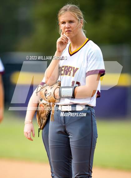 Thumbnail 1 in Jones County @ Pike County photogallery.