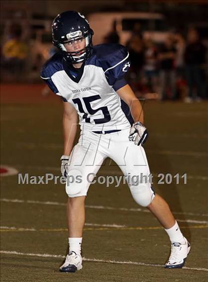 Thumbnail 2 in Village Christian vs. Sierra Canyon photogallery.