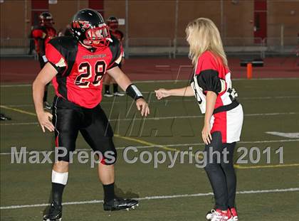 Thumbnail 3 in Village Christian vs. Sierra Canyon photogallery.