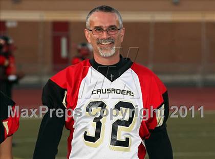 Thumbnail 3 in Village Christian vs. Sierra Canyon photogallery.