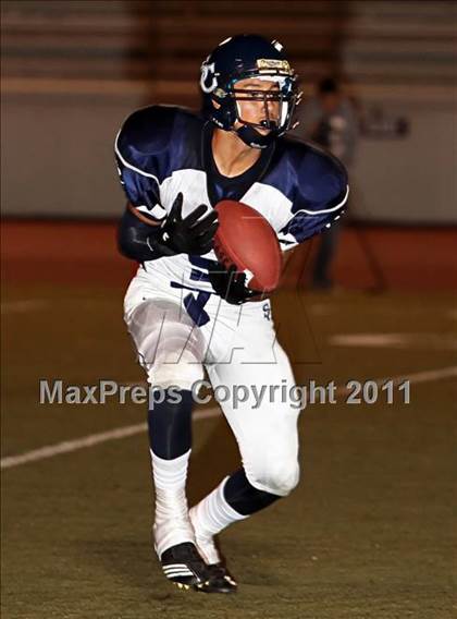 Thumbnail 1 in Village Christian vs. Sierra Canyon photogallery.