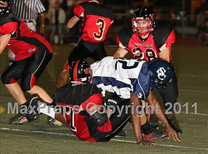 Thumbnail 2 in Village Christian vs. Sierra Canyon photogallery.