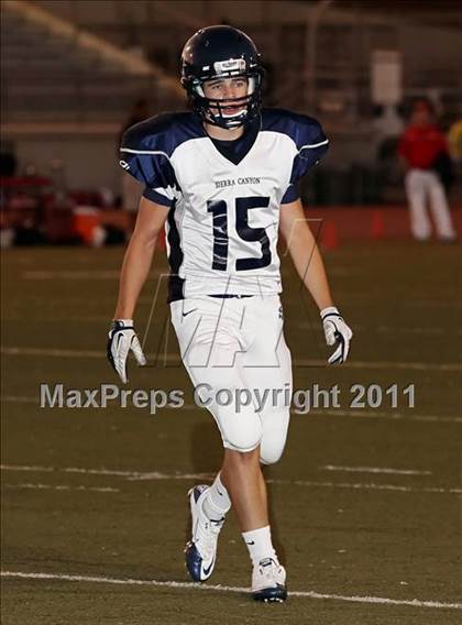 Thumbnail 1 in Village Christian vs. Sierra Canyon photogallery.