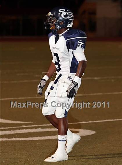 Thumbnail 3 in Village Christian vs. Sierra Canyon photogallery.