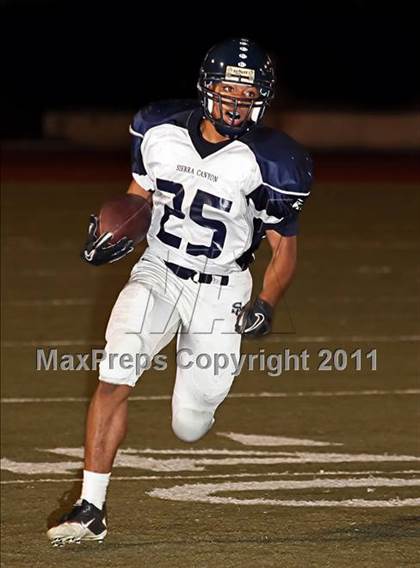 Thumbnail 1 in Village Christian vs. Sierra Canyon photogallery.