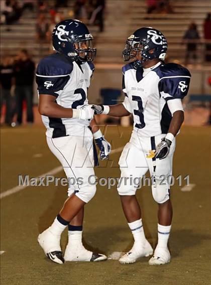 Thumbnail 2 in Village Christian vs. Sierra Canyon photogallery.