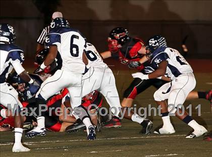 Thumbnail 2 in Village Christian vs. Sierra Canyon photogallery.