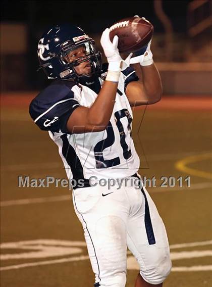 Thumbnail 1 in Village Christian vs. Sierra Canyon photogallery.