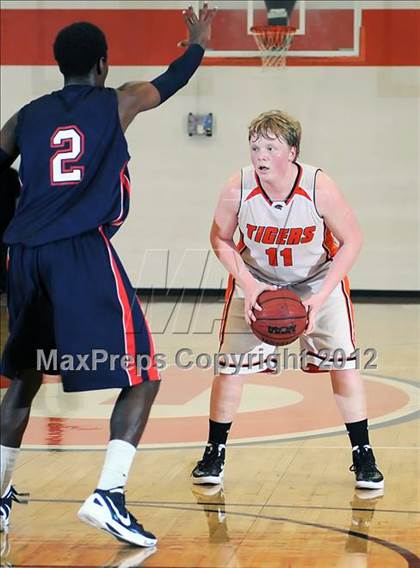 Thumbnail 2 in Bob Jones @ Grissom photogallery.