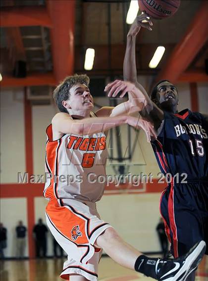 Thumbnail 1 in Bob Jones @ Grissom photogallery.