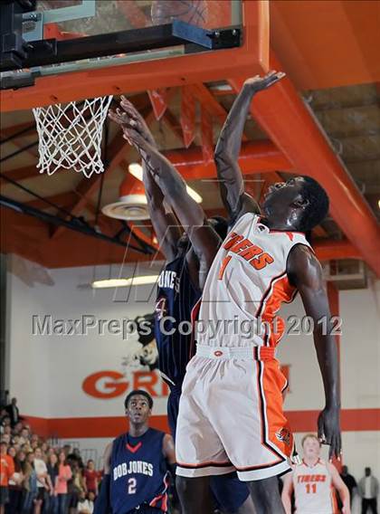 Thumbnail 3 in Bob Jones @ Grissom photogallery.