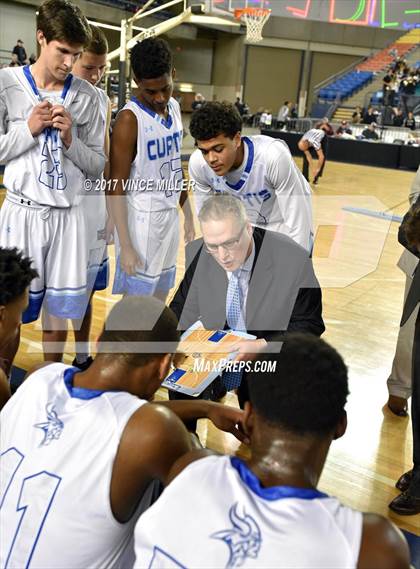 Thumbnail 2 in Curtis vs. Kentwood (WIAA 4A Quarterfinal)  photogallery.