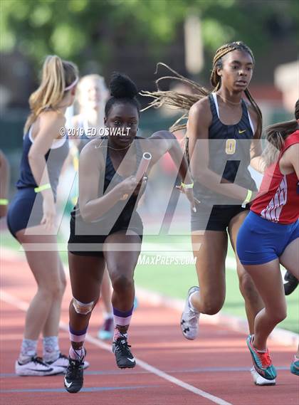 Thumbnail 2 in CIF NCS Meet of Champions (Girls 4x400 Meter Relay) photogallery.