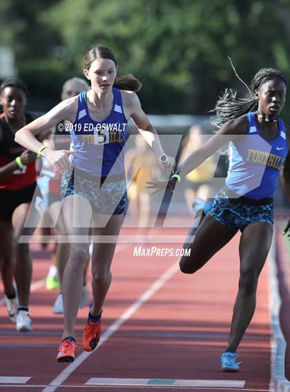 Thumbnail 2 in CIF NCS Meet of Champions (Girls 4x400 Meter Relay) photogallery.