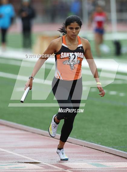 Thumbnail 2 in CIF NCS Meet of Champions (Girls 4x400 Meter Relay) photogallery.
