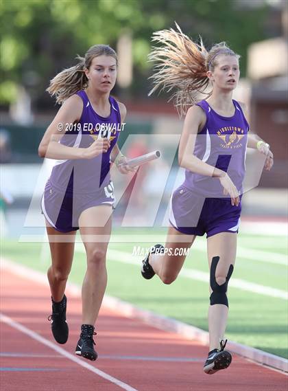Thumbnail 1 in CIF NCS Meet of Champions (Girls 4x400 Meter Relay) photogallery.