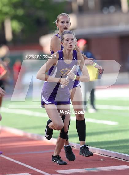 Thumbnail 2 in CIF NCS Meet of Champions (Girls 4x400 Meter Relay) photogallery.