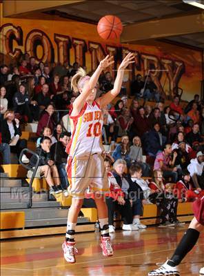 Thumbnail 3 in Mission Hills vs. Mt. Carmel (CIF SD Playoffs) photogallery.