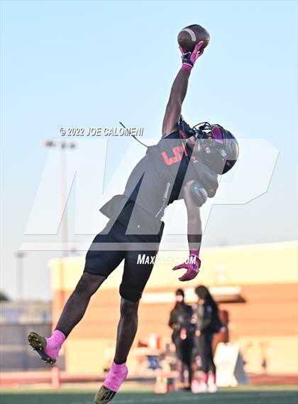 Thumbnail 3 in Hays vs Wagner photogallery.