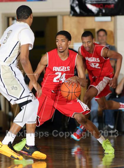 Thumbnail 1 in Neumann-Goretti vs. Denver East (City of Palms Classic) photogallery.