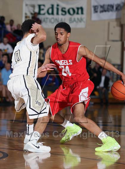 Thumbnail 2 in Neumann-Goretti vs. Denver East (City of Palms Classic) photogallery.