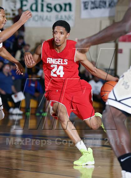 Thumbnail 1 in Neumann-Goretti vs. Denver East (City of Palms Classic) photogallery.
