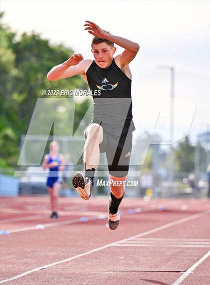 Thumbnail 3 in UC Track Classic (Day 1) photogallery.