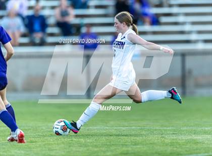 Thumbnail 3 in Lutheran vs. Denver North (CHSAA 4A Semifinal) photogallery.
