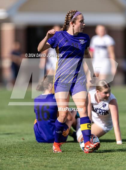 Thumbnail 3 in Lutheran vs. Denver North (CHSAA 4A Semifinal) photogallery.