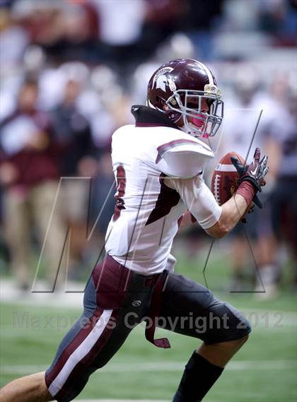 Thumbnail 2 in Burnt Hills-Ballston Lake vs. Sweet Home (NYSPHSAA Class A Final) photogallery.