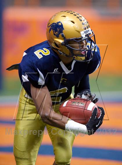 Thumbnail 2 in Burnt Hills-Ballston Lake vs. Sweet Home (NYSPHSAA Class A Final) photogallery.
