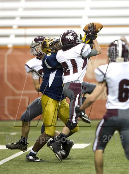 Thumbnail 2 in Burnt Hills-Ballston Lake vs. Sweet Home (NYSPHSAA Class A Final) photogallery.