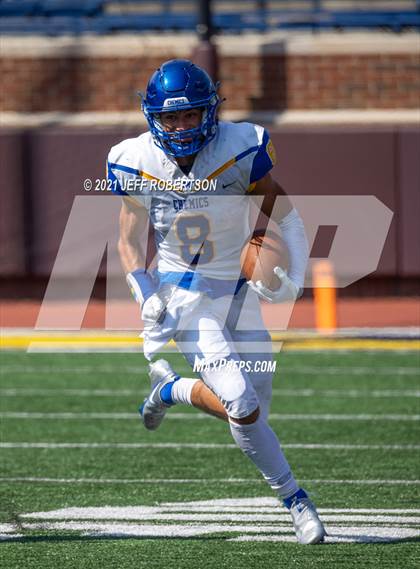 Thumbnail 2 in Midland vs Traverse City West (Battle At The Big House 2021) photogallery.