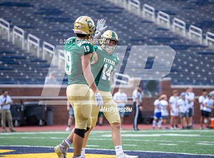 Thumbnail 3 in Midland vs Traverse City West (Battle At The Big House 2021) photogallery.