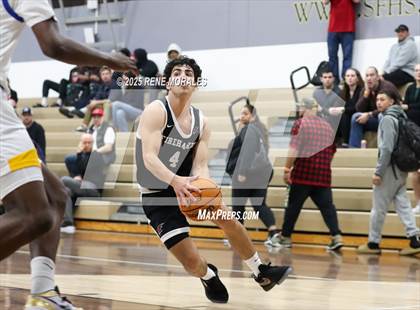 Thumbnail 3 in Shalhevet vs Bakersfield Christian photogallery.