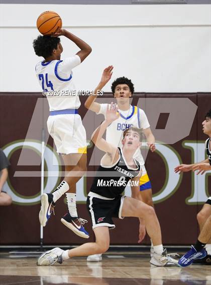 Thumbnail 1 in Shalhevet vs Bakersfield Christian photogallery.