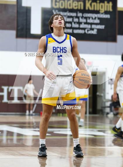 Thumbnail 3 in Shalhevet vs Bakersfield Christian photogallery.
