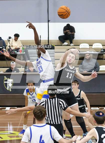 Thumbnail 2 in Shalhevet vs Bakersfield Christian photogallery.