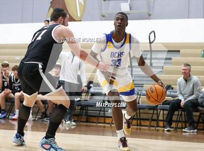 Thumbnail 2 in Shalhevet vs Bakersfield Christian photogallery.
