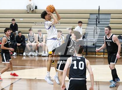 Thumbnail 1 in Shalhevet vs Bakersfield Christian photogallery.
