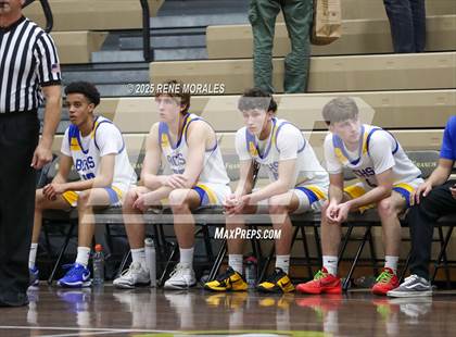 Thumbnail 1 in Shalhevet vs Bakersfield Christian photogallery.