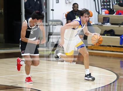 Thumbnail 3 in Shalhevet vs Bakersfield Christian photogallery.