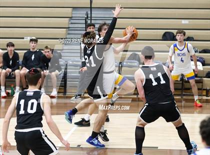 Thumbnail 1 in Shalhevet vs Bakersfield Christian photogallery.