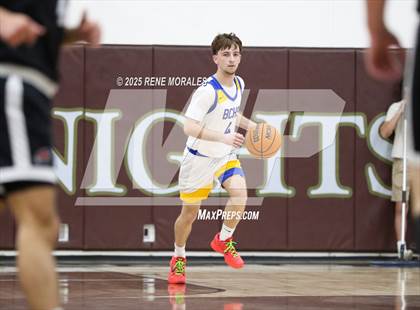 Thumbnail 1 in Shalhevet vs Bakersfield Christian photogallery.